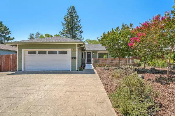 486 Landsdown CIR, Rohnert Park, CA 94928