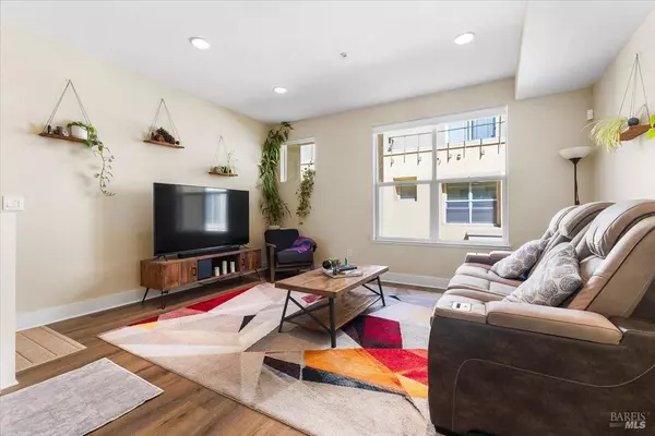 Rohnert Park, CA 94928,310 City Center DR