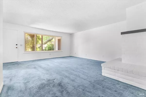 Sonoma, CA 95476,327 Las Casitas CT