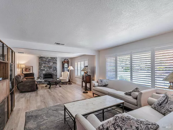 4793 Glencannon ST, Santa Rosa, CA 95405