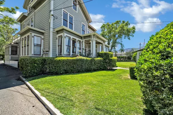 St. Helena, CA 94574,1127 Pope ST