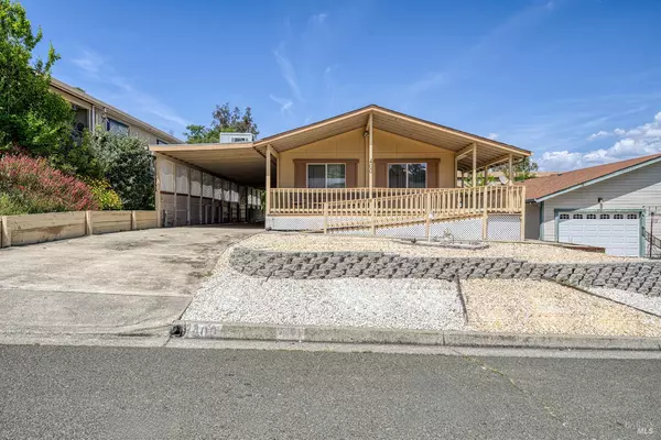400 Walnut DR,  Lakeport,  CA 95453