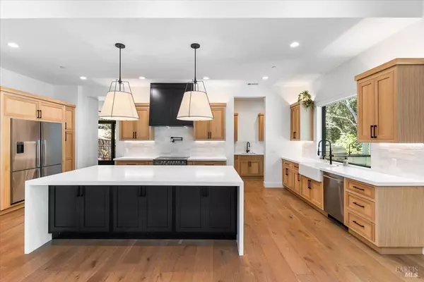 Santa Rosa, CA 95404,794 Los Olivos RD