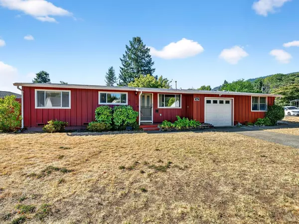810 Mendocino DR, Ukiah, CA 95482