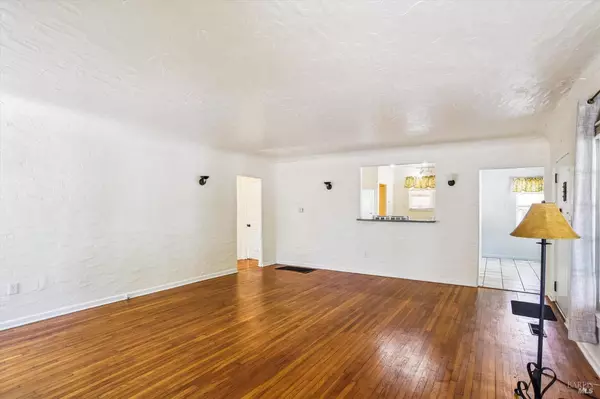 Vallejo, CA 94591,853 Benicia RD