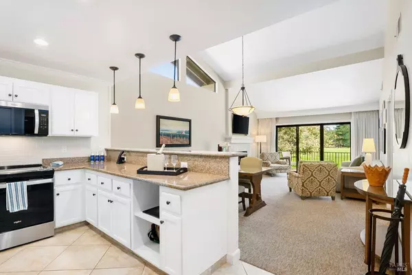 833 Augusta CIR, Napa, CA 94558