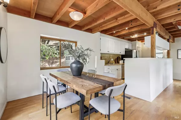 Fairfax, CA 94930,32 Glen DR