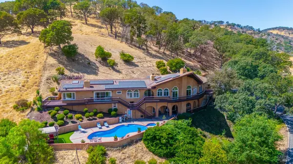 3380 Hidden Valley LN, Fairfield, CA 94534