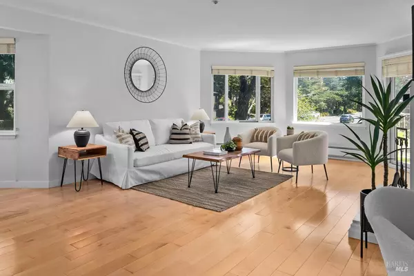 110 Seminary DR 1A, Mill Valley, CA 94941