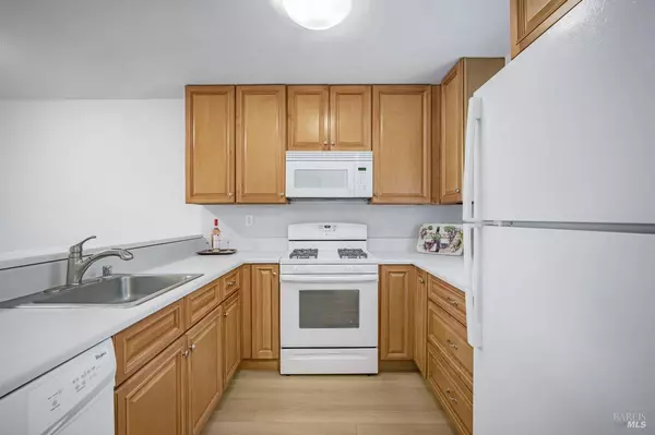 Rohnert Park, CA 94928,7767 Camino Colegio DR