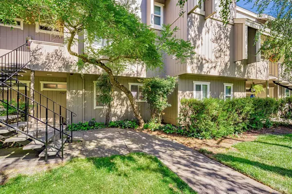 Rohnert Park, CA 94928,7767 Camino Colegio DR