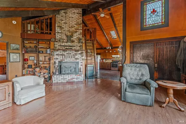 Willits, CA 95490,18396 Mariposa Creek RD