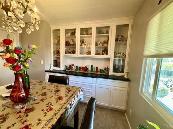 Fairfield, CA 94533,102 Royal Oak CT 102