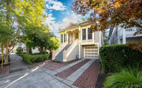 432 8th ST, Santa Rosa, CA 95401