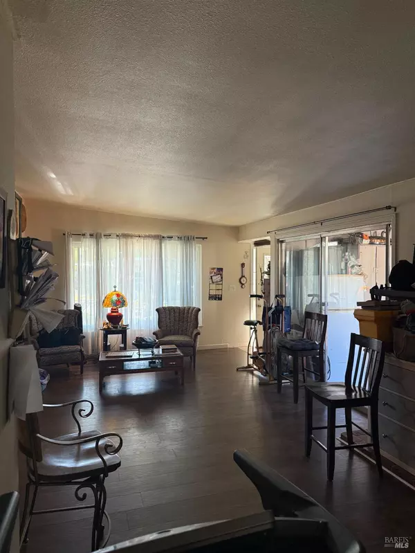 Ukiah, CA 95482,1724 Lockwood DR