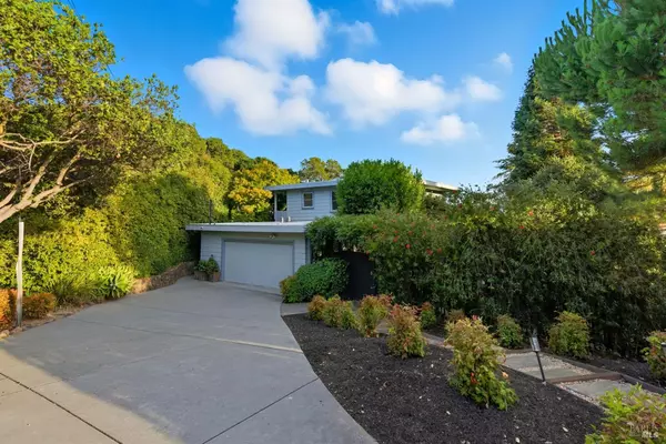 San Rafael, CA 94901,70 Dunfries TER