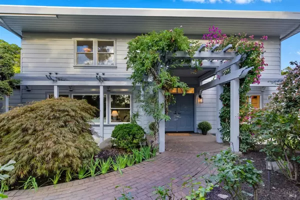 70 Dunfries TER, San Rafael, CA 94901