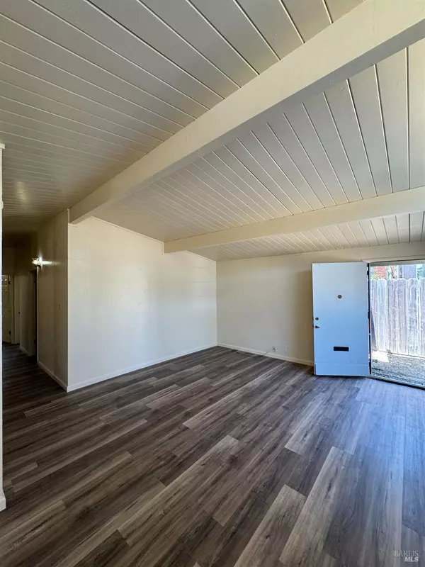 Vallejo, CA 94591,313 Corkwood ST