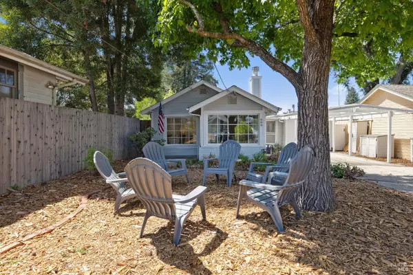 609 Brown ST, Santa Rosa, CA 95404