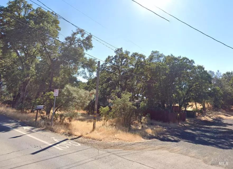 Clearlake, CA 95422,15893 22nd AVE
