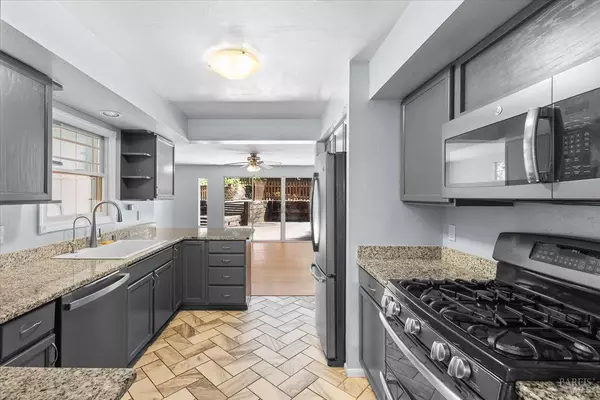 Forestville, CA 95436,11165 Hwy 116