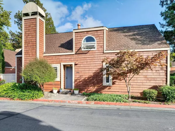 2506 Lakeview DR, Santa Rosa, CA 95405