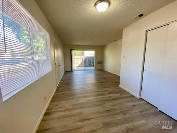 Rohnert Park, CA 94928,950 Santa Alicia DR