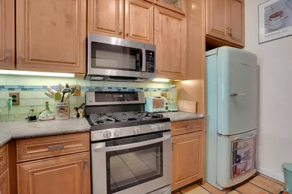 El Cerrito, CA 94530,1708 Lexington AVE 9