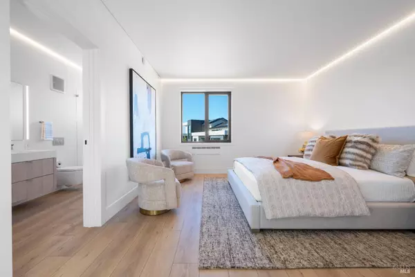 Santa Rosa, CA 95404,3756 Crown Hill DR