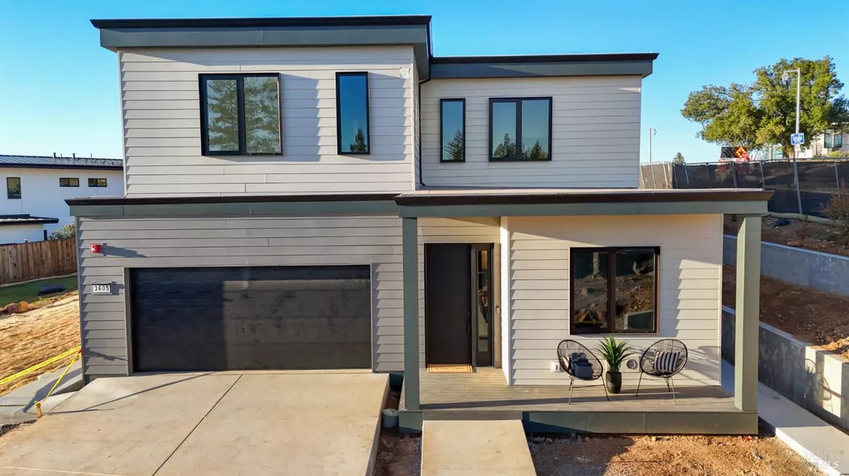 Santa Rosa, CA 95404,3756 Crown Hill DR