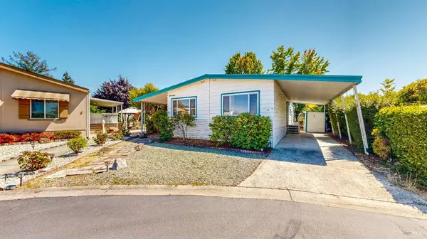 Santa Rosa, CA 95403,4 Estrella DR