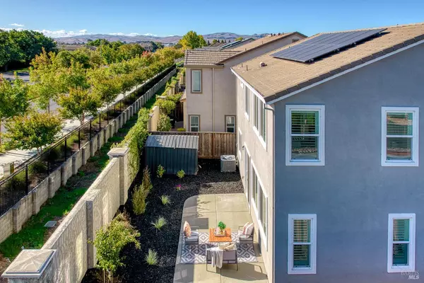 Fairfield, CA 94534,704 Granite LN