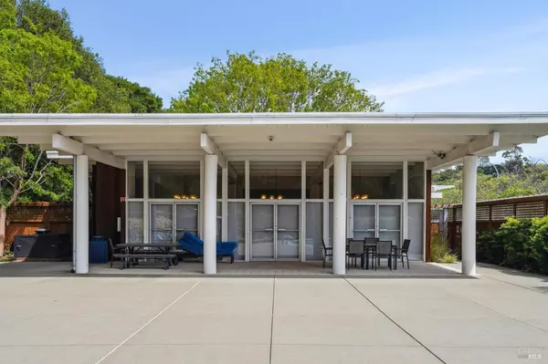 Mill Valley, CA 94941,2335 Shelter Bay AVE