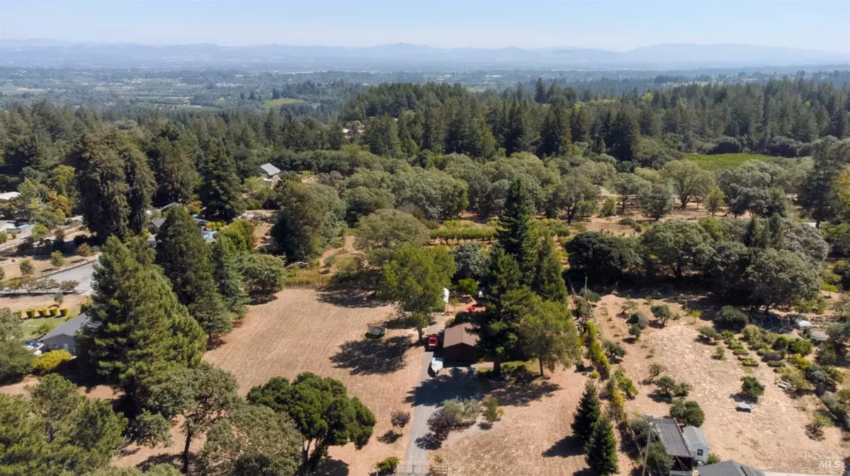 Sebastopol, CA 95472,4009 Harrison Grade RD