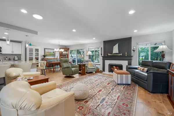 6493 Meadowridge CT, Santa Rosa, CA 95409