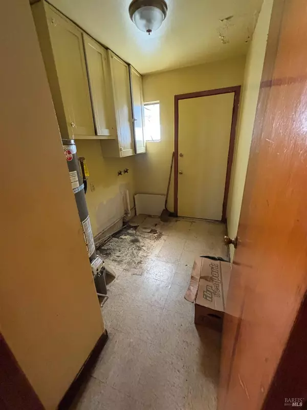 Richmond, CA 94804,330 S 16th ST