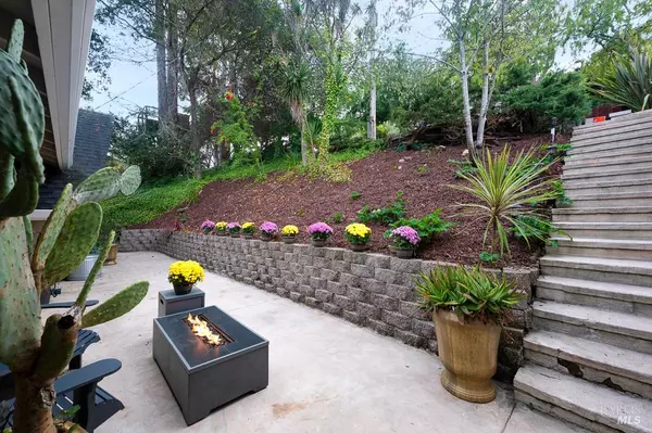 Petaluma, CA 94952,12 Haven DR