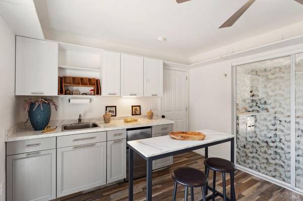 582 Fernando DR A, Novato, CA 94945