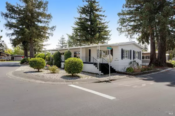 518 Vina Rose DR, Petaluma, CA 94954