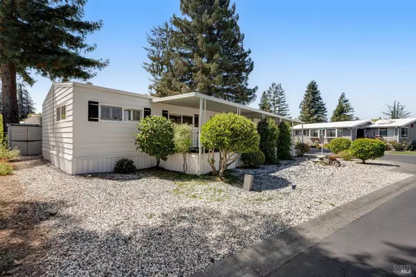 Petaluma, CA 94954,518 Vina Rose DR