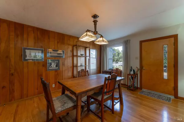 Ukiah, CA 95482,1240 Helen AVE