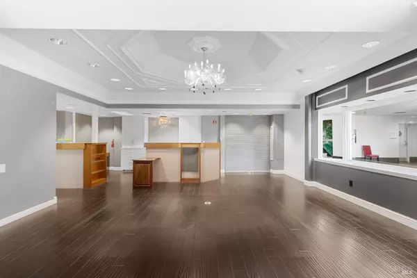 Windsor, CA 94592,8911 Lakewood DR 11