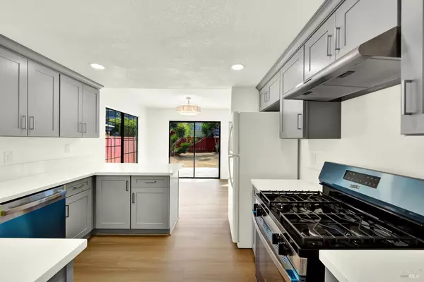 Vallejo, CA 94591,260 Neptunes CT