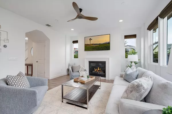 Santa Rosa, CA 95403,1601 Rose Clover ST