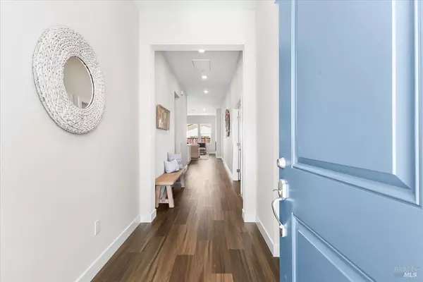 Rohnert Park, CA 94928,7301 Willowglen DR