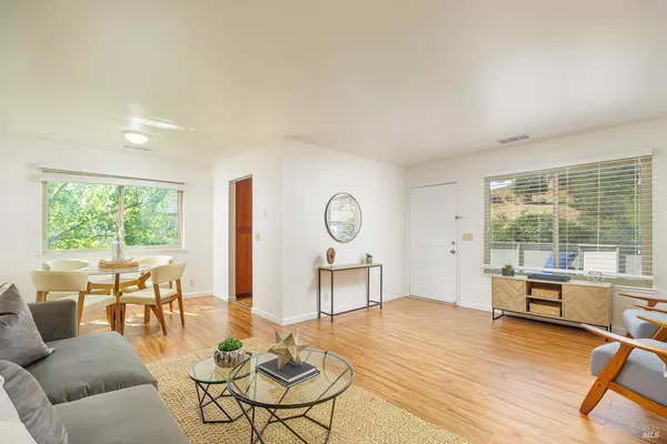 323 Silvio LN, Novato, CA 94947