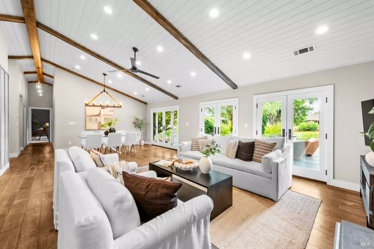 Napa, CA 94559,773 Magellan WAY