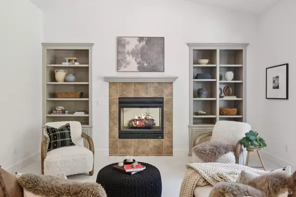 San Rafael, CA 94903,221 Spindle CT