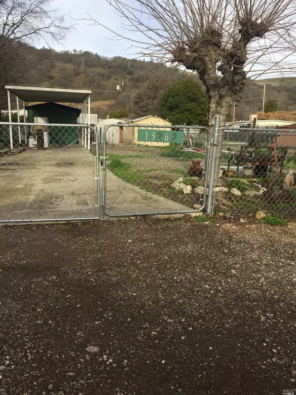 13262 3rd ST, Clearlake Oaks, CA 95423