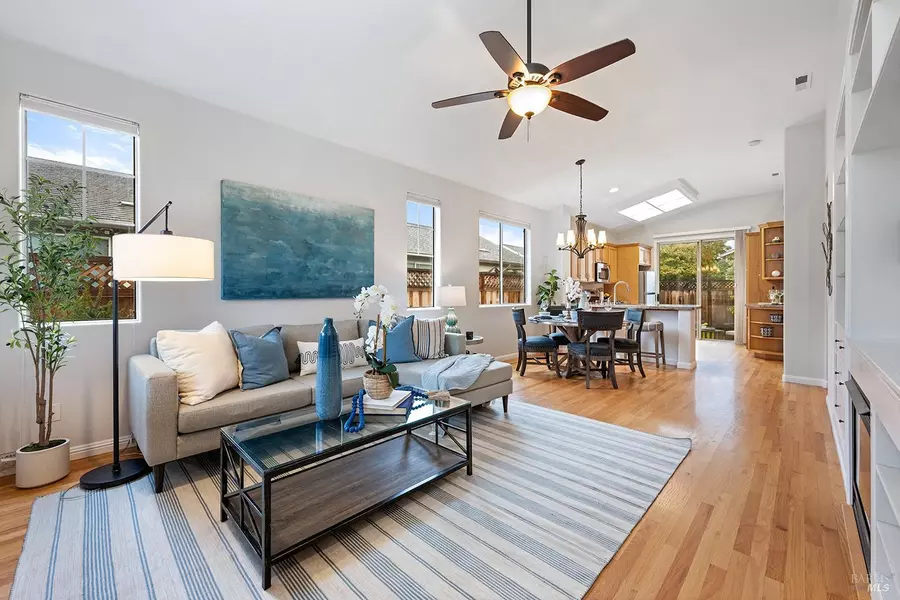 2599 Silver Spur DR, Santa Rosa, CA 95407